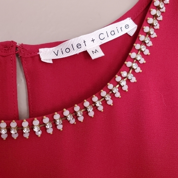 Violet & Claire sleeveless blouse size M‎ red beaded scoop neck layers - Picture 3 of 9